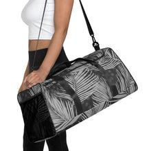 Load image into Gallery viewer, William & Whitney London Duffle bag