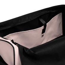 Load image into Gallery viewer, William & Whitney London Duffle bag