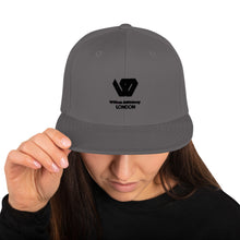 Load image into Gallery viewer, William & Whitney London Hat