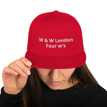 Load image into Gallery viewer, William & Whitney London Snapback Hat