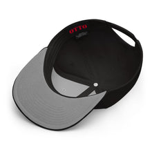 Load image into Gallery viewer, William & Whitney London Snapback Hat