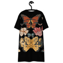 Load image into Gallery viewer, William &amp; Whitney London T-shirt dress

