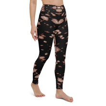 Load image into Gallery viewer, William &amp; Whitney London Yoga Leggings
