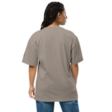 Load image into Gallery viewer, William &amp; Whitney London Oversized faded t-shirt
