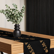 Load image into Gallery viewer, William &amp; Whitney London Table runner
