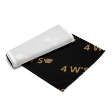 Load image into Gallery viewer, William &amp; Whitney London Table runner
