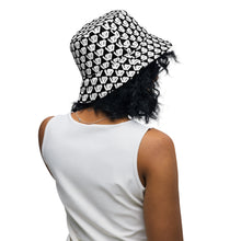 Load image into Gallery viewer, William &amp; Whitney London all over print Reversible bucket hat
