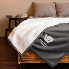 Load image into Gallery viewer, William &amp; Whitney London Premium sherpa blanket
