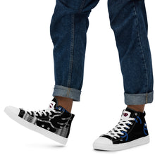 Load image into Gallery viewer, Men’s high top canvas shoes
