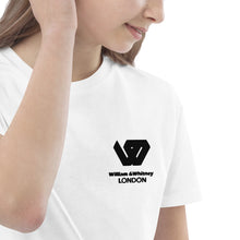 Load image into Gallery viewer, William &amp; Whitney London kids t-shirt
