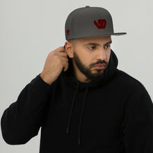 Load image into Gallery viewer, William &amp; whitney London Snapback Hat
