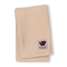 Load image into Gallery viewer, William &amp; Whitney London Turkish cotton towel

