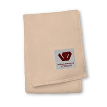 Load image into Gallery viewer, William &amp; Whitney London Turkish cotton towel
